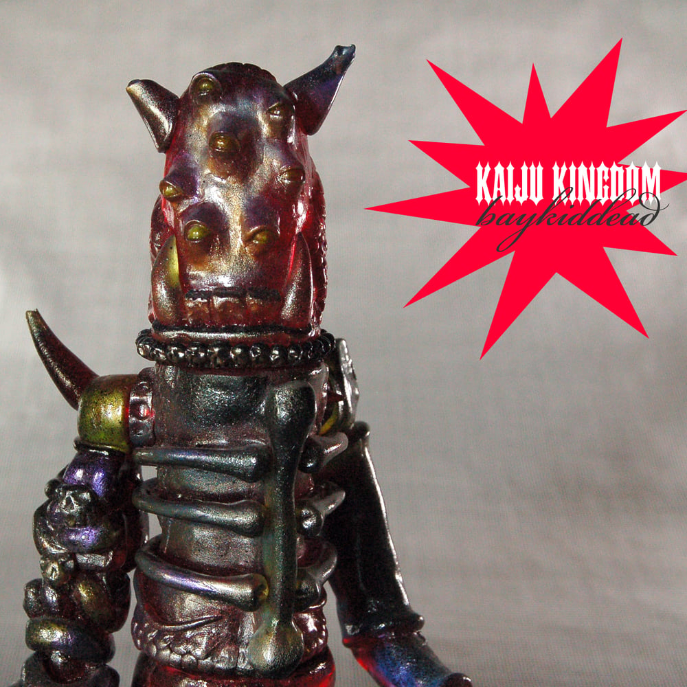 Image of Kaiju Kingdom Warrior Loc•Arg•Tha the Ghost Thief