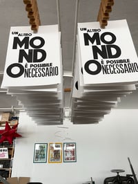 Image 4 of UN ALTRO MONDO