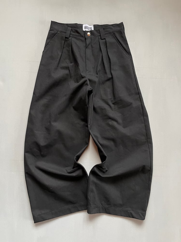 Undercut pants