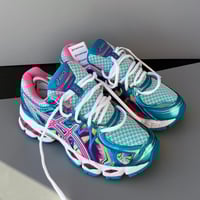 Image 1 of size: us8.5 uk6.5 eu40  cm25.5