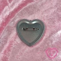Image 2 of My Melody Cupcake Glitter Heart Badge