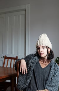 Image 2 of Elora Toque  (shown in Fawn more colours)
