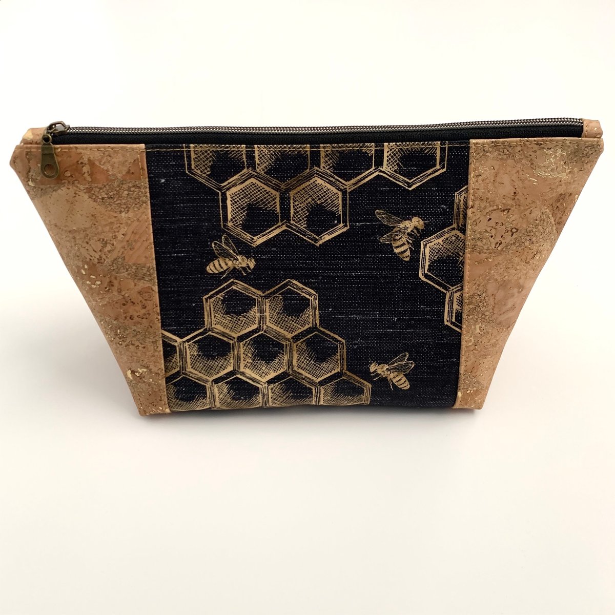 Honeybees beauty bag