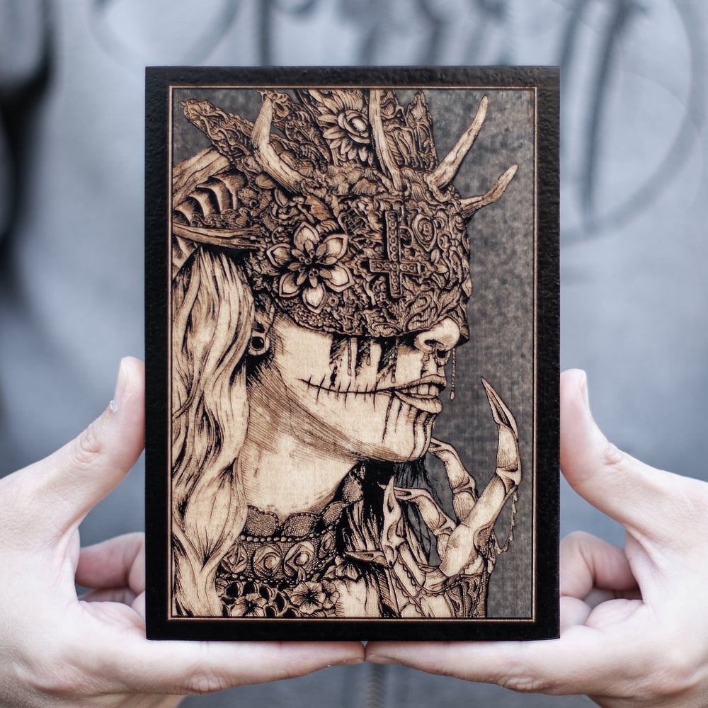 Image of The Lady of Ruin Maple Mini Variant