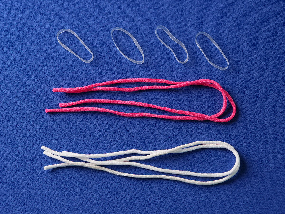 Image of Fabric straps and rubber rings