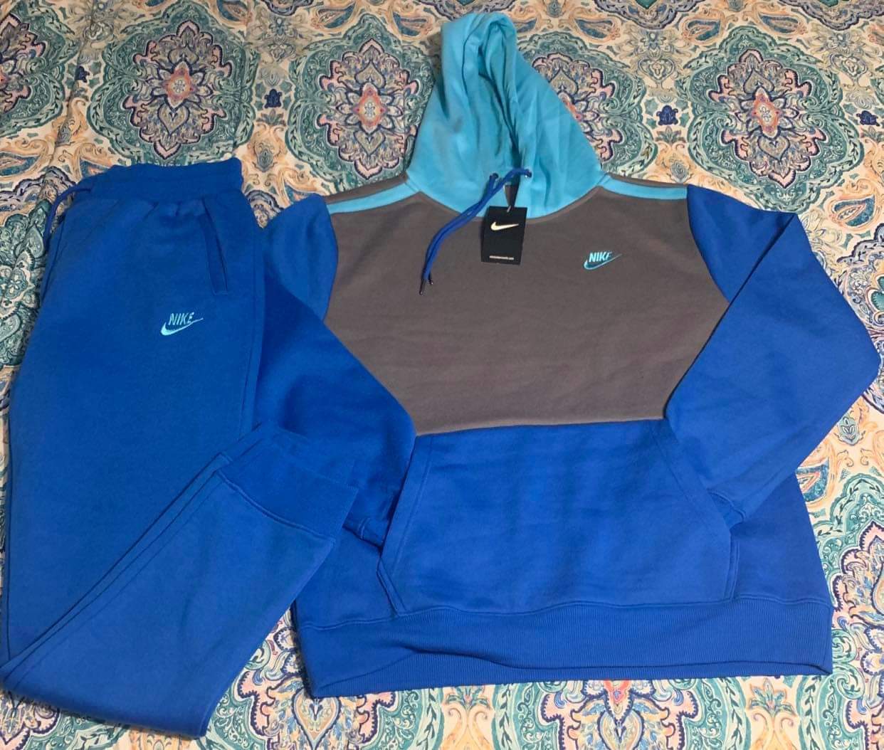 blue nike jogging suits