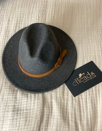 Image 4 of RETRO