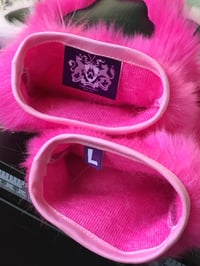Image 5 of Custom Tipped Finger Paws