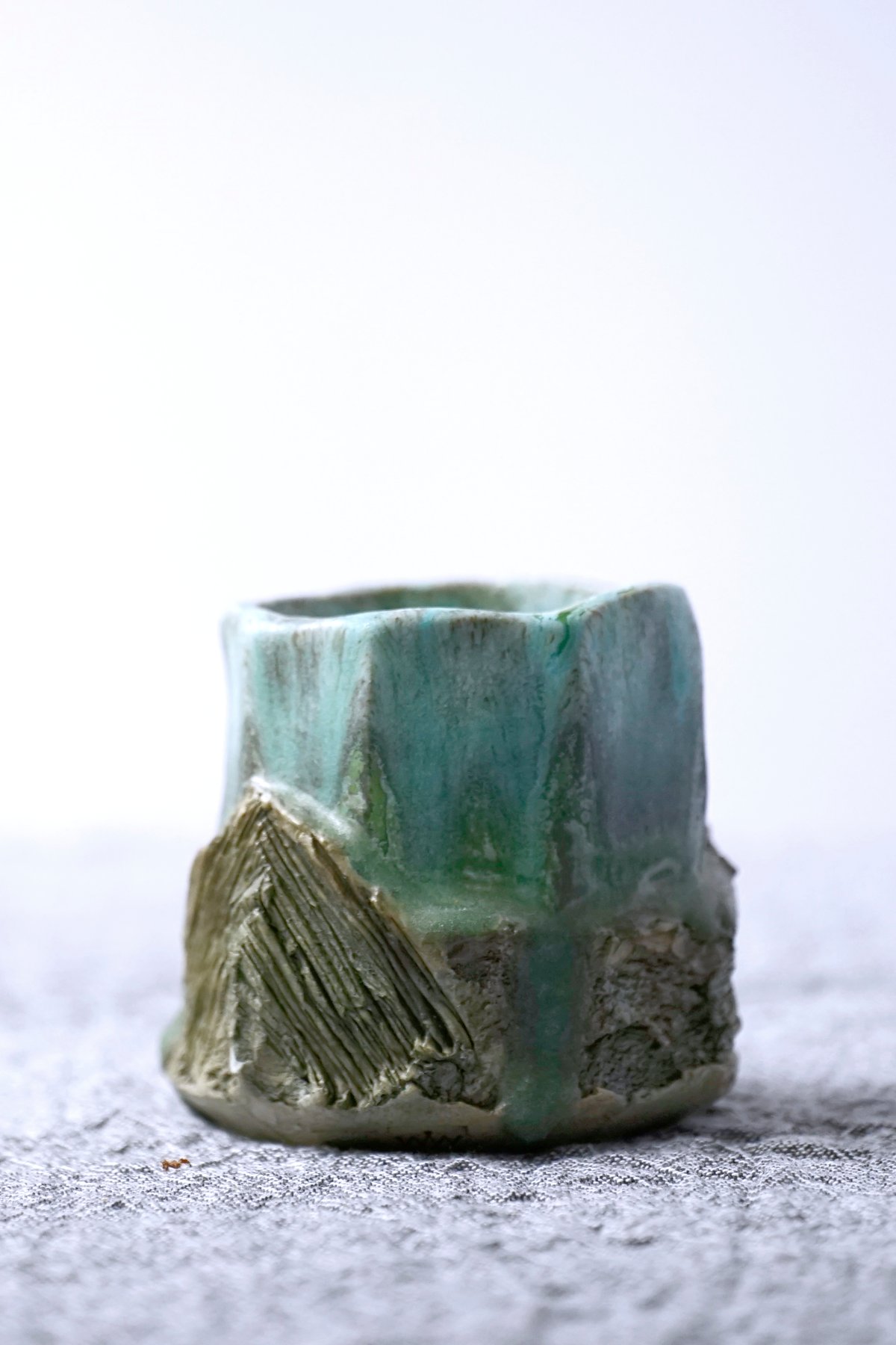 Image of blue kurinuki vase 1