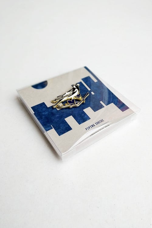 Image of Piping Shrike gift set