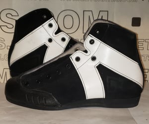 Image of Antik MG2 Boots - size 4.5