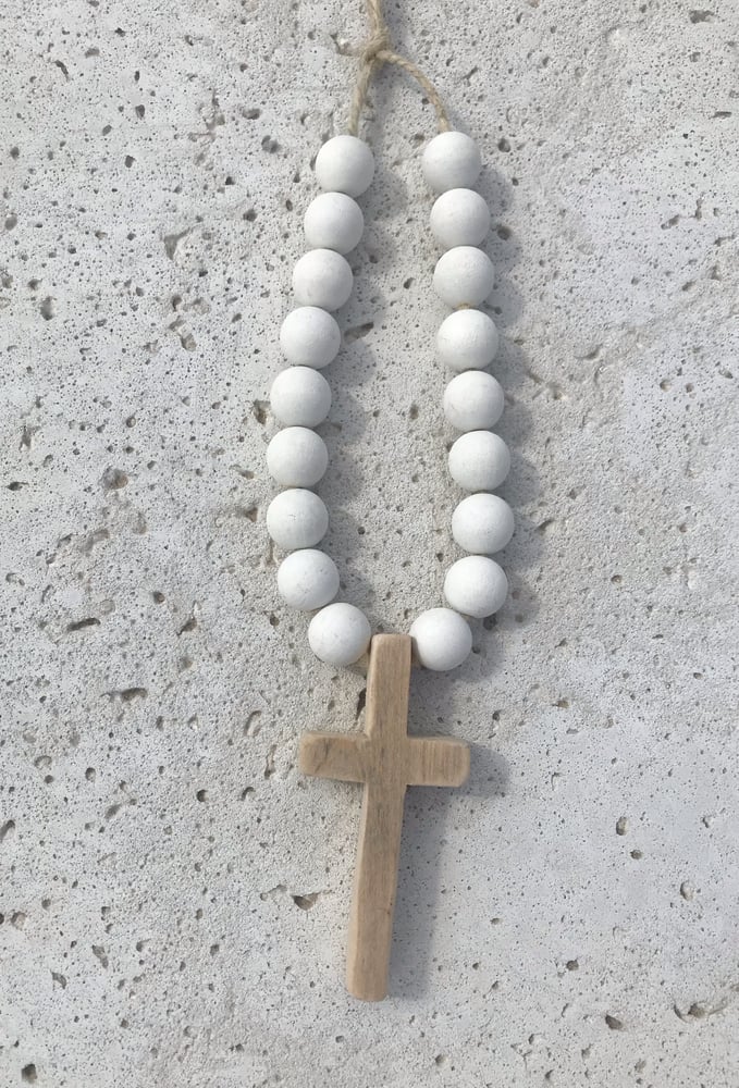 Image of Mini Beads in Seashell with Wooden Cross