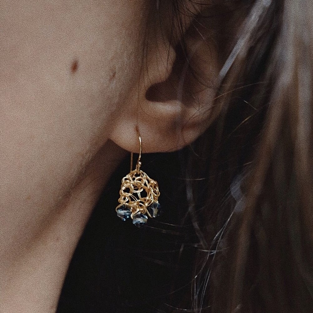 Image of GOLD DEWDROP Earrings 