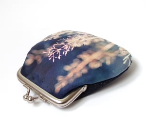 Image of Blue grasses, velvet kisslock coin purse
