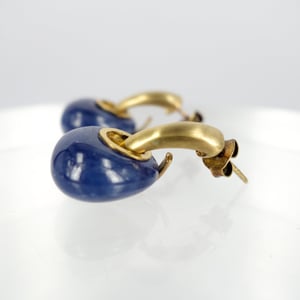 Image of Sterling silver gold plated sapphire drop earrings M2570