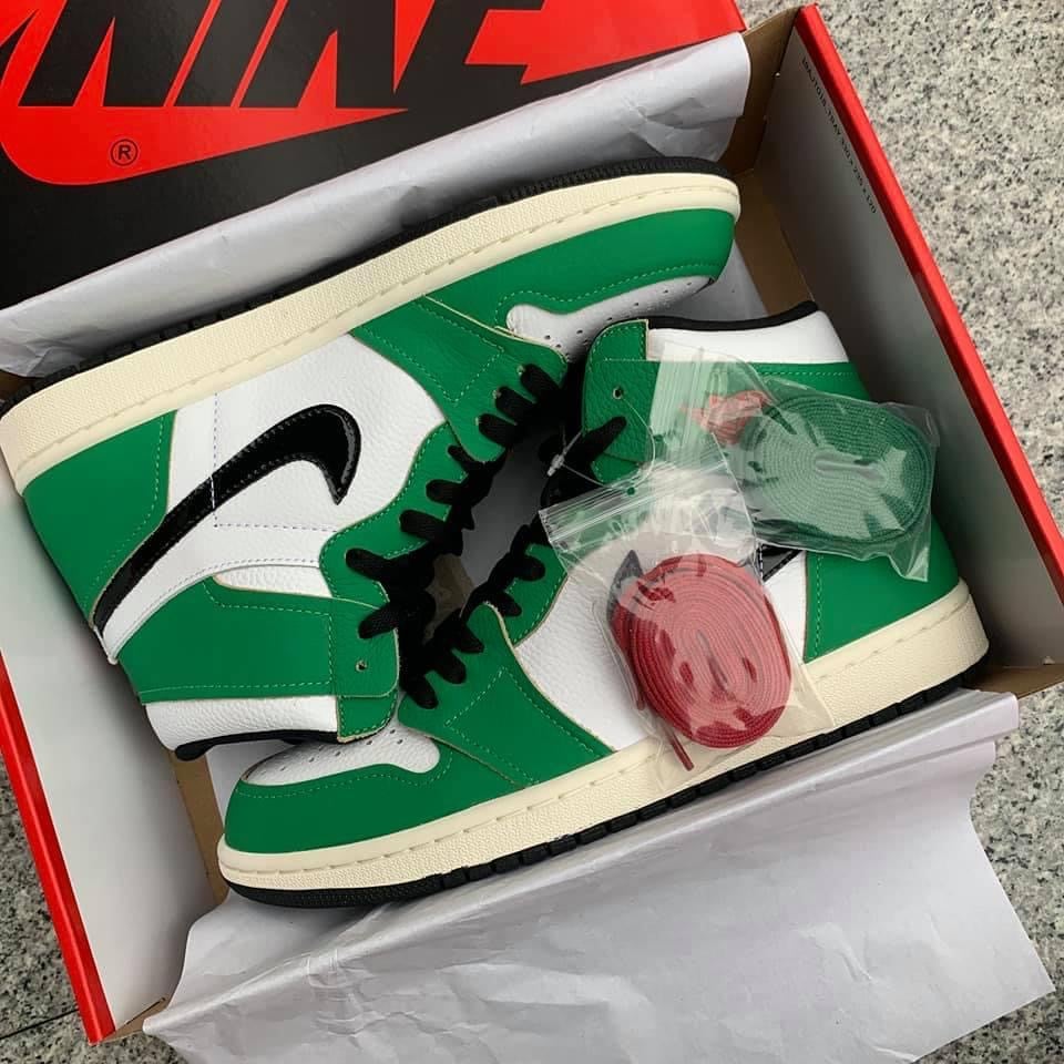 lucky green jordan 1 box