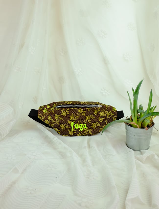 Light flower jacquard cross bag I