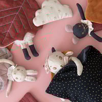 Image 3 of Plume the rabbit -Après la Pluie by Moulin Roty