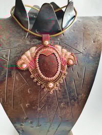 Image 3 of Collier brodé TIME AFTER TIME