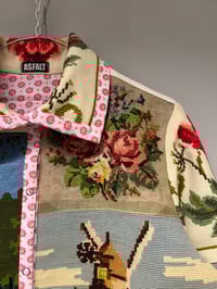 Image 6 of The violinist (small)