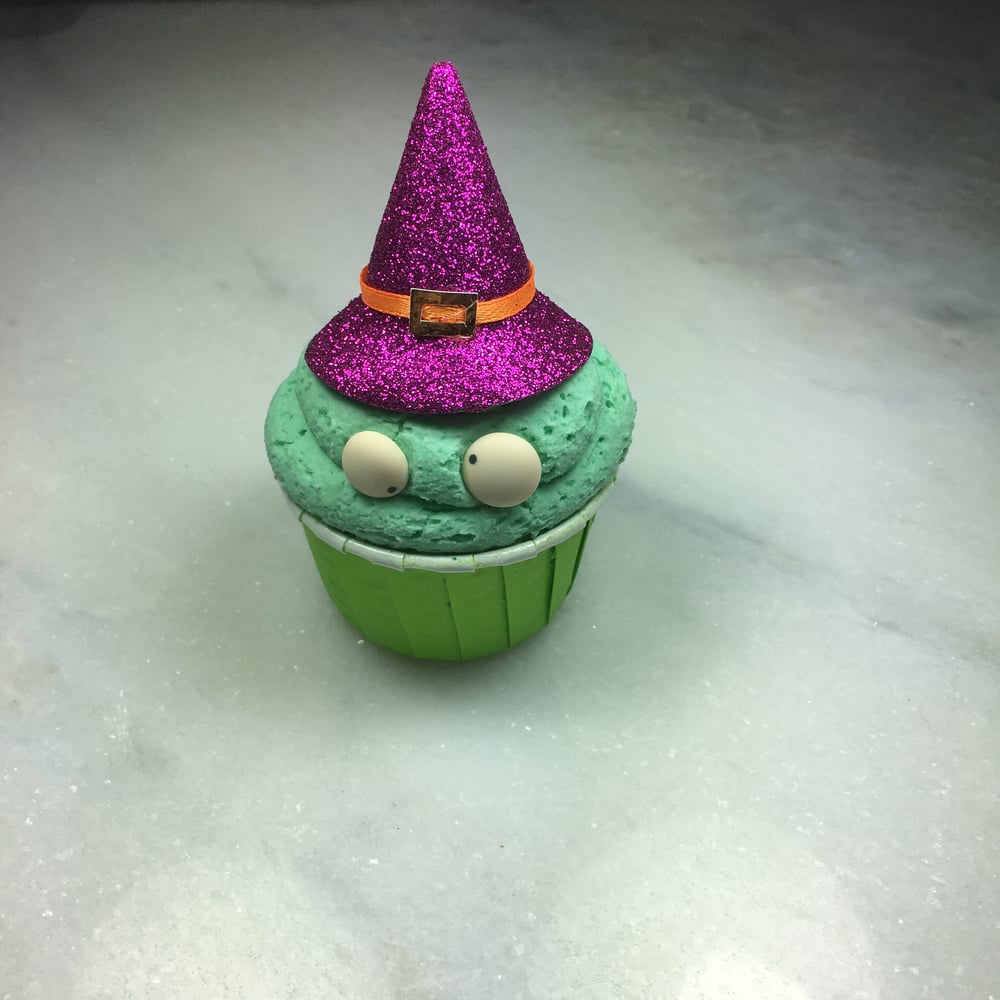 Image of Wicked Apple Bath Bomb Cupcake. 