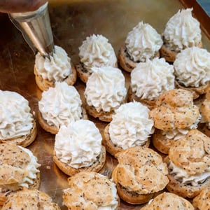 Image of PROFITEROLES DE BRANDADA DE BACALLÀ
