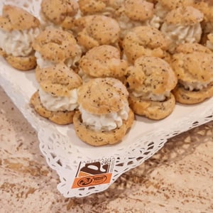 Image of PROFITEROLES DE BRANDADA DE BACALLÀ