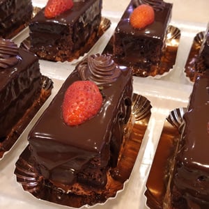 Image of PASTIS TIPUS "SACHER" INDIVIDUAL