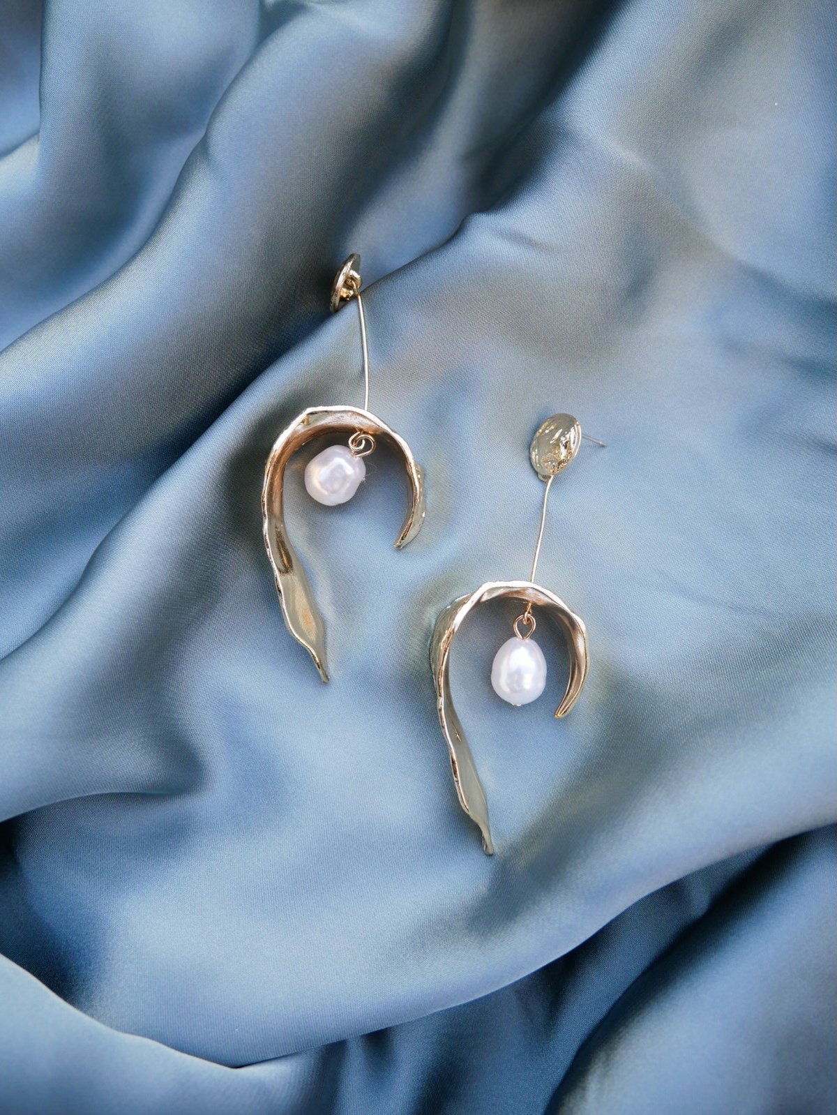 Alara Earrings