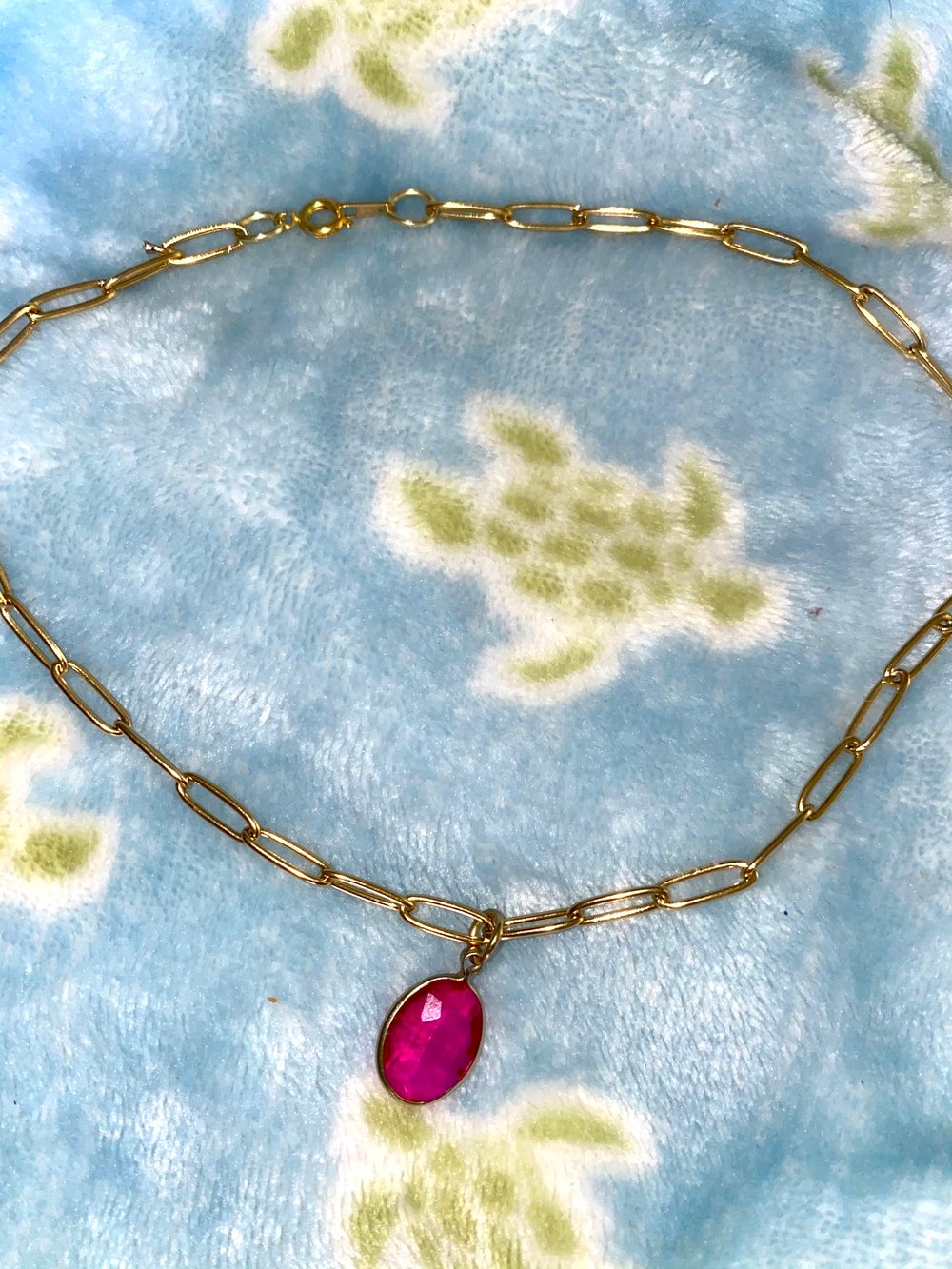 Image of Gold chain chocker with pink charm 