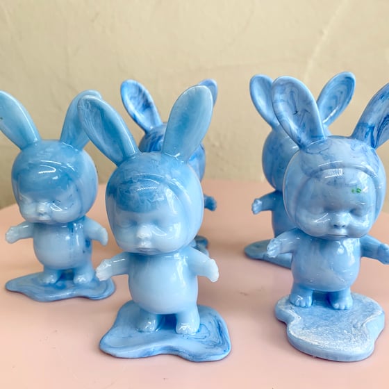 Image of Baby Bunnies on Blobs - blues