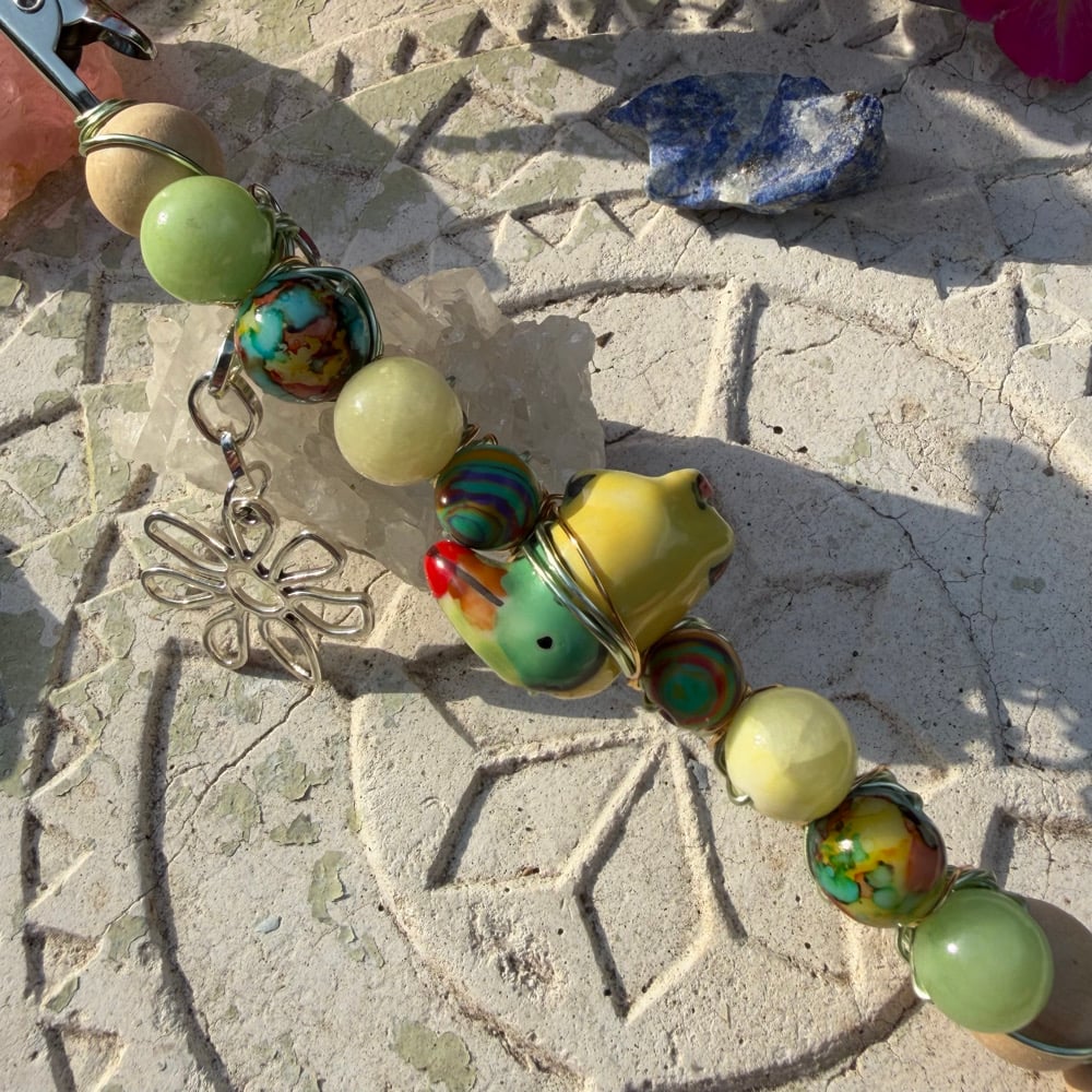 Image of tucan friend roach clip