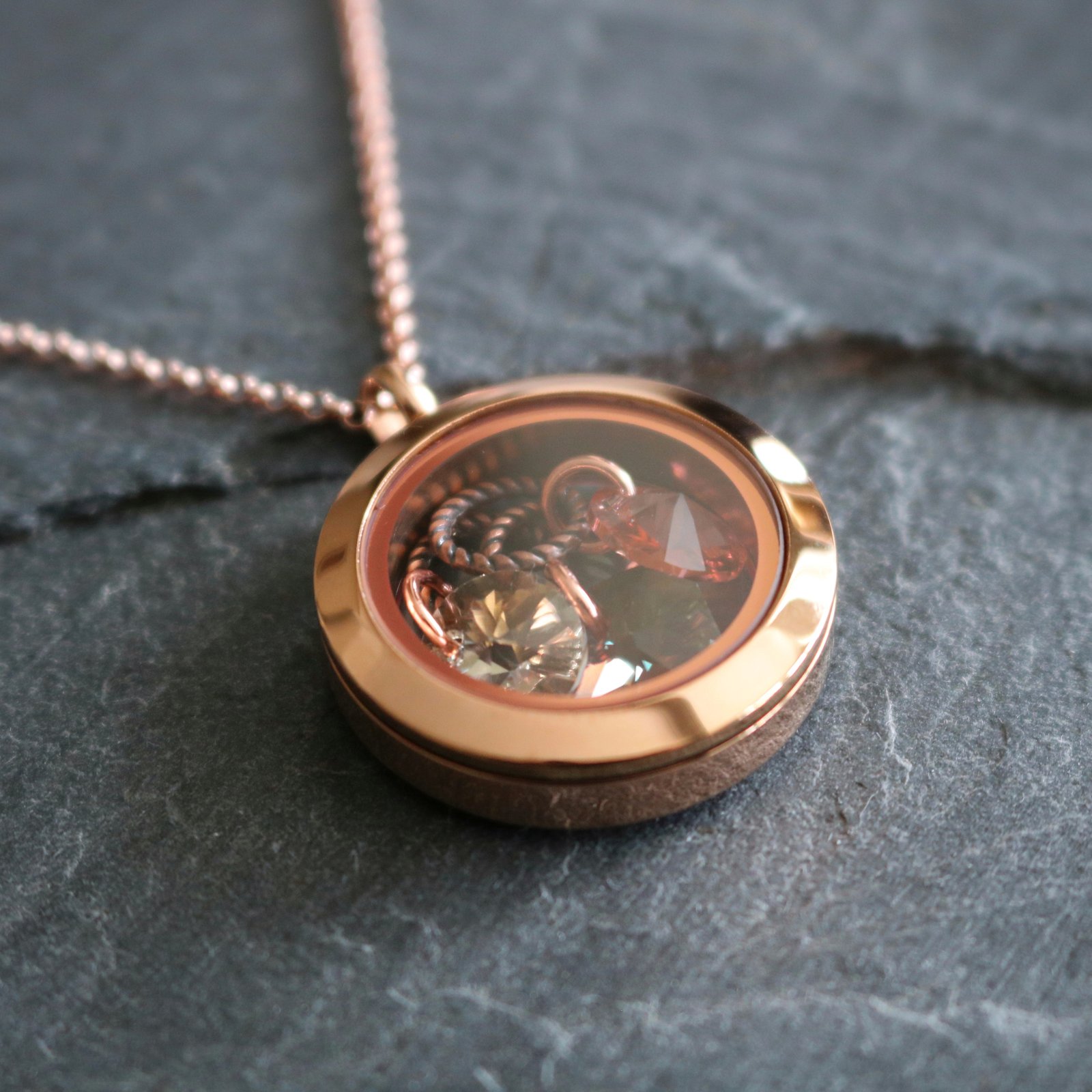 locket keepsake necklace