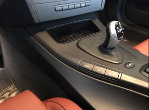 Image of BMW E9X 3 SERIES (E90/E91/E92/E93/M3) INDUKTIV Wireless Device Charging Unit