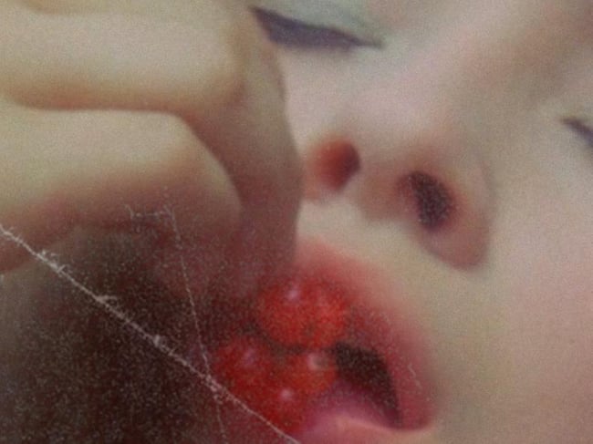 VALERIE AND HER WEEK OF WONDERS #2 | Valerie a týden divů