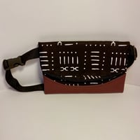 Image 4 of Designs By IvoryB Fanny Pack Black White Mudcloth Ankara African Print Burgundy