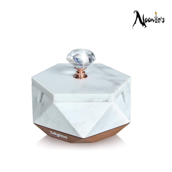 Image of Diamond style wind proof ashtray 