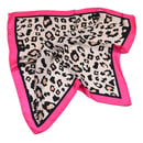 Image 3 of Pañuelos Animal Print