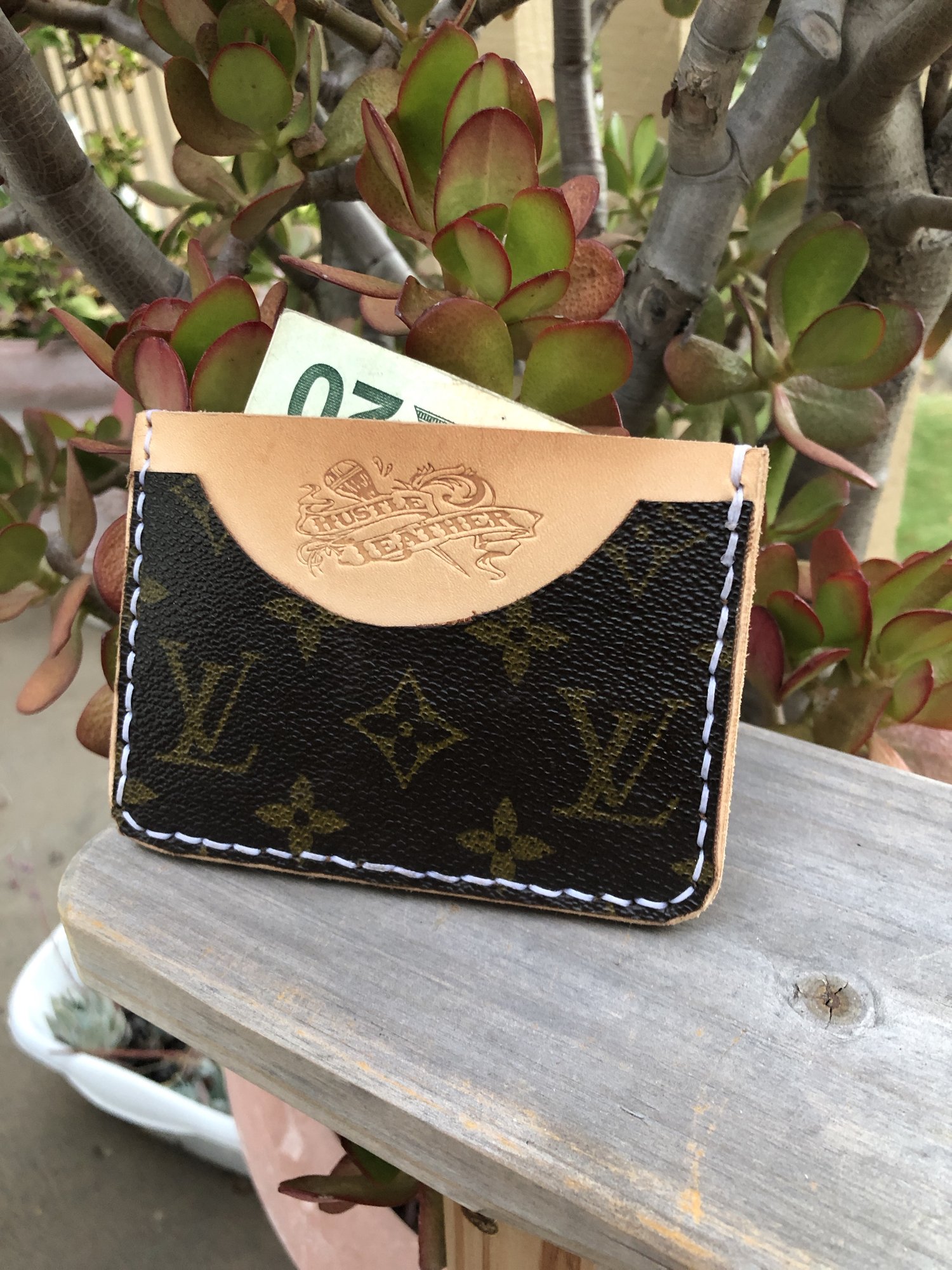 Louis Vuitton Card Holders - Spotting a Fake LV 