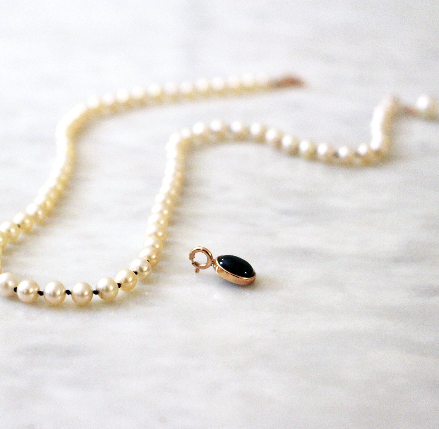 Pearl Onyx Necklace at Rs 300/piece | Onyx Necklace in New Delhi | ID:  14060619891
