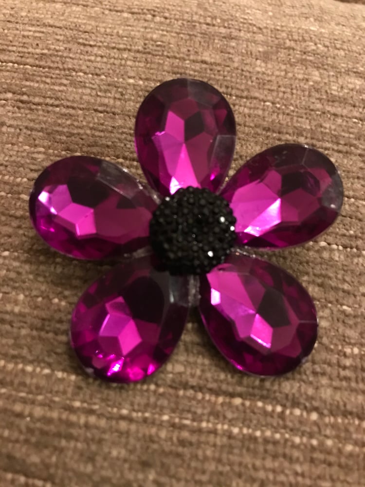 Image of Purple flower brooch