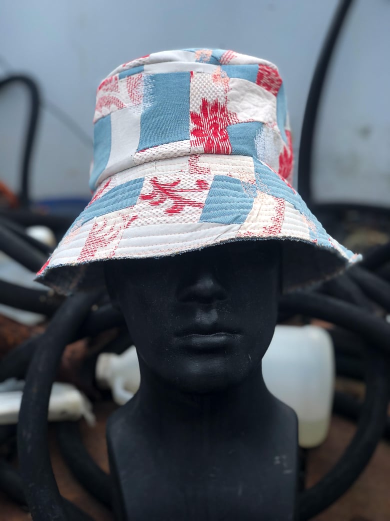 Image of ##Field #Hat Size Small 22"