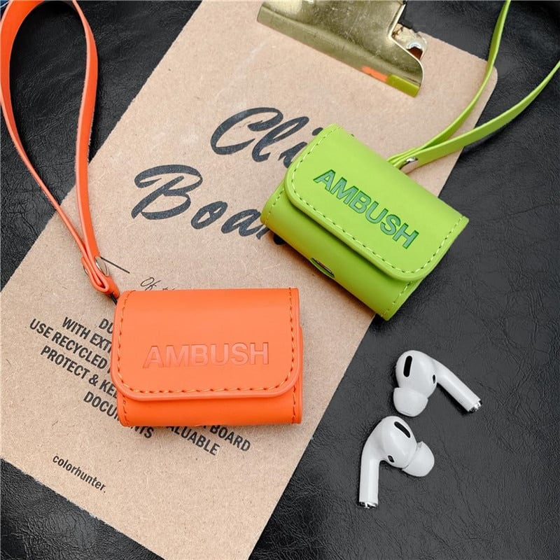 Image of Funda Airpods Cuero AMBUSH 