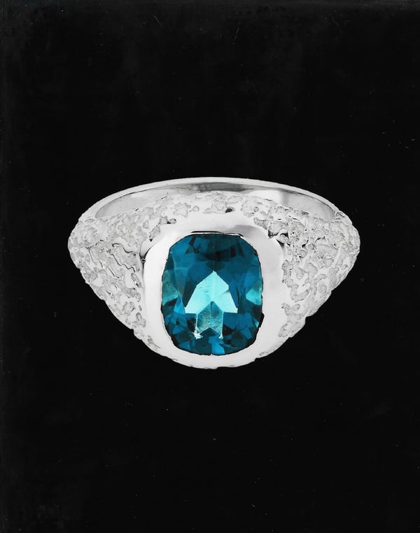 Image of BLUE TOPAZ ORE RING 
