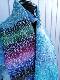 Image 3 of Flerfärgad halsduk / Multicolored scarf 