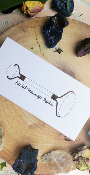 Image of Rose quartz face massage roller