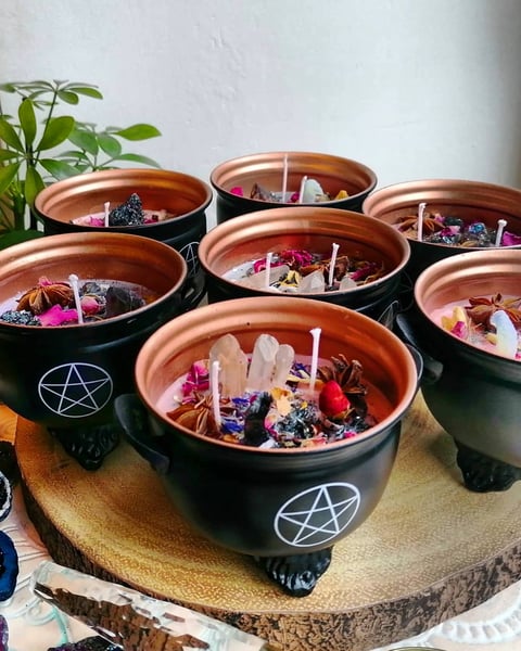 Image of Cauldron crystal candle - limited addition 