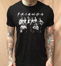 LA ONDA FRIENDS BLACK TEE