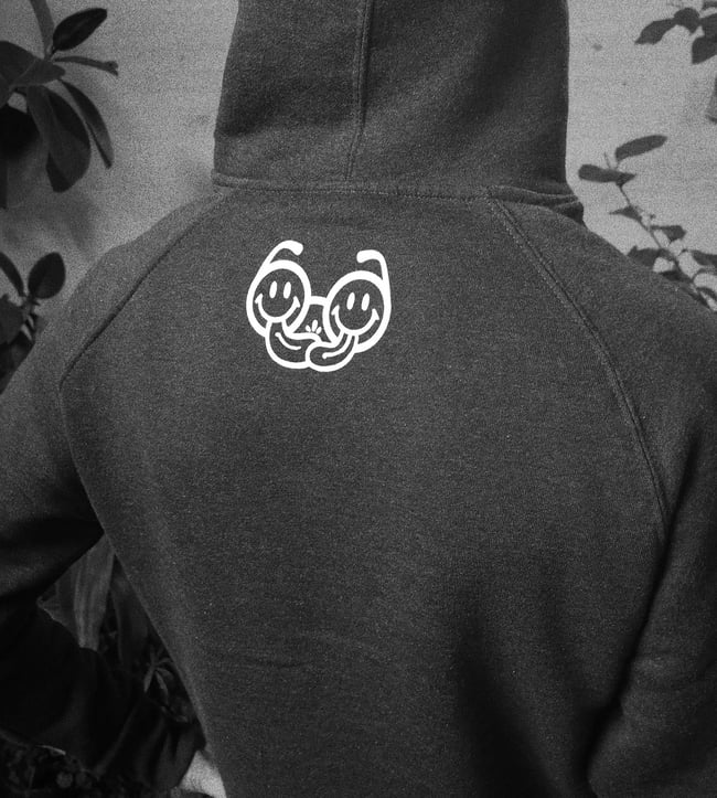 VISUAL WALLS N.1 HOODIE   -SOLD OUT-