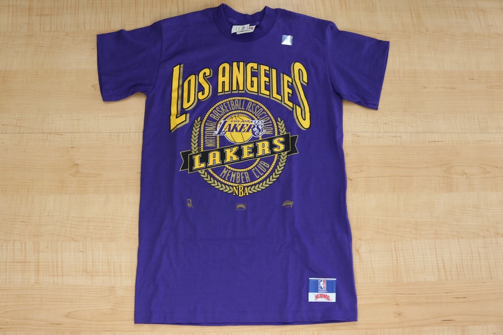 Image of Vintage 1990's Los Angeles Lakers Nutmeg Mills T-Shirt Sz.L (Youth)